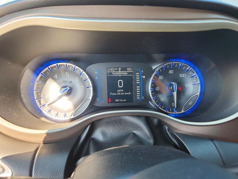 67187646 :رقم المزاد ، 2C4RC1DG7HR516112 vin ، 2017 Chrysler Pacifica مزاد بيع