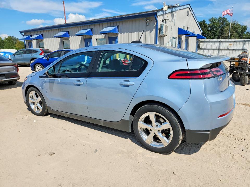 70228146 :رقم المزاد ، 1G1RB6E42FU113152 vin ، 2015 Chevrolet Volt مزاد بيع