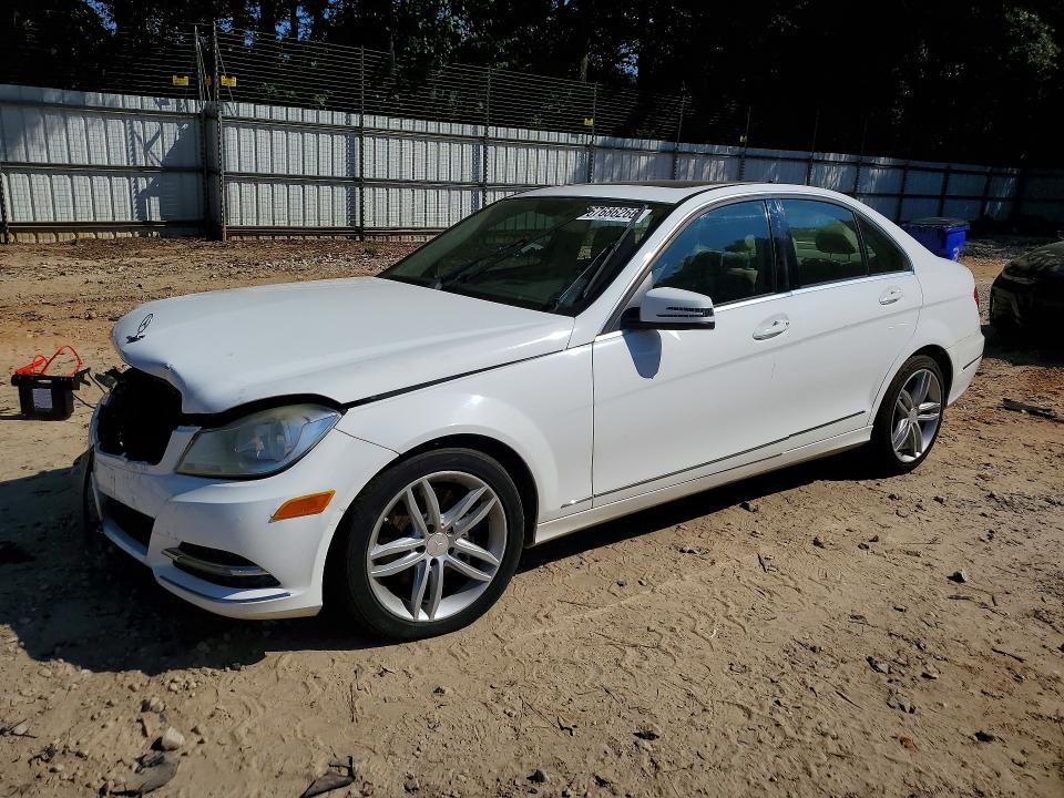 Продаж на аукціоні авто 2013 Mercedes-benz C, vin: WDDGF8AB5DR264723, номер лоту: 67686266