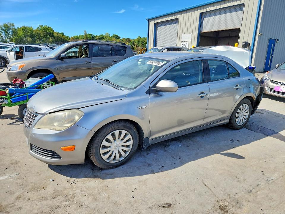 Продаж на аукціоні авто 2012 Suzuki Kizashi, vin: JS2RF9A1XC6100860, номер лоту: 68979366