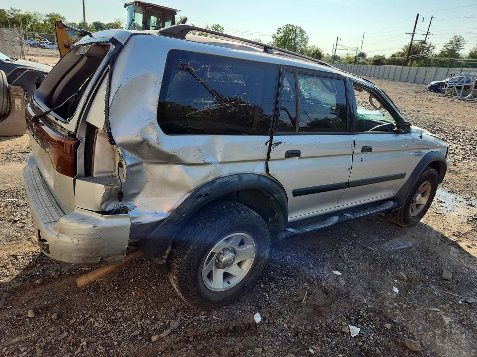 69070216 :رقم المزاد ، JA4LS21H13J046243 vin ، 2003 Mitsubishi Montero مزاد بيع