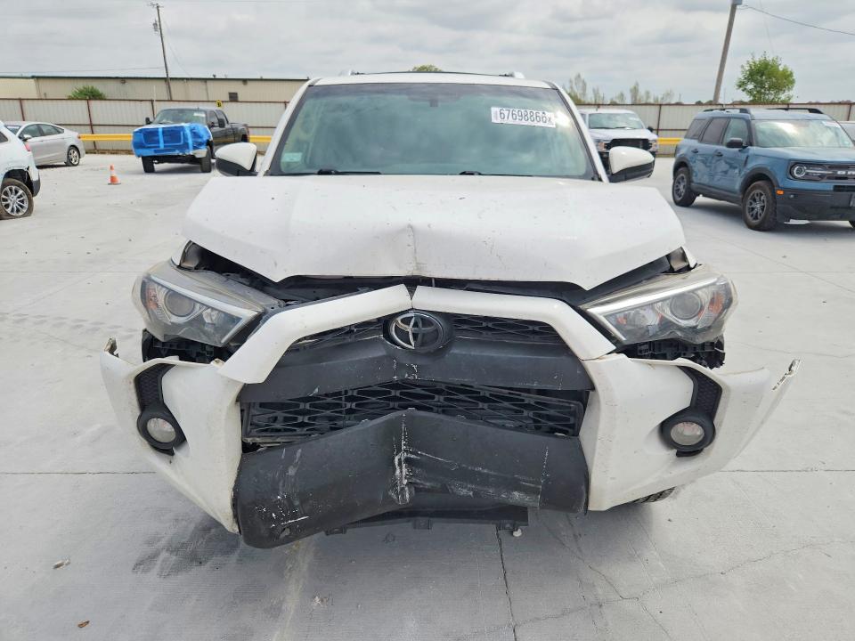 67698866 :رقم المزاد ، JTEZU5JR7H5163339 vin ، 2017 Toyota 4runner مزاد بيع