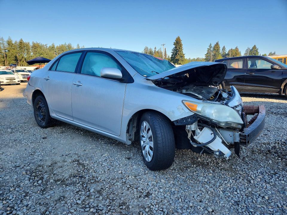 2013 Toyota Corolla მანქანა იყიდება აუქციონზე, vin: 2T1BU4EE4DC968557, აუქციონის ნომერი: 68959056