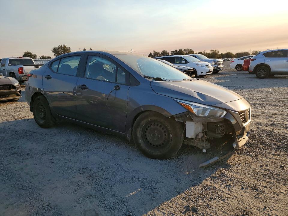 68459166 :رقم المزاد ، 3N1CN8DVXLL904712 vin ، 2020 Nissan Versa مزاد بيع