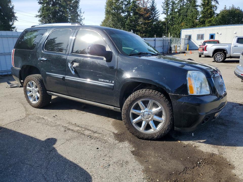68198386 :رقم المزاد ، 1GKFK63827J277749 vin ، 2007 Gmc Yukon مزاد بيع