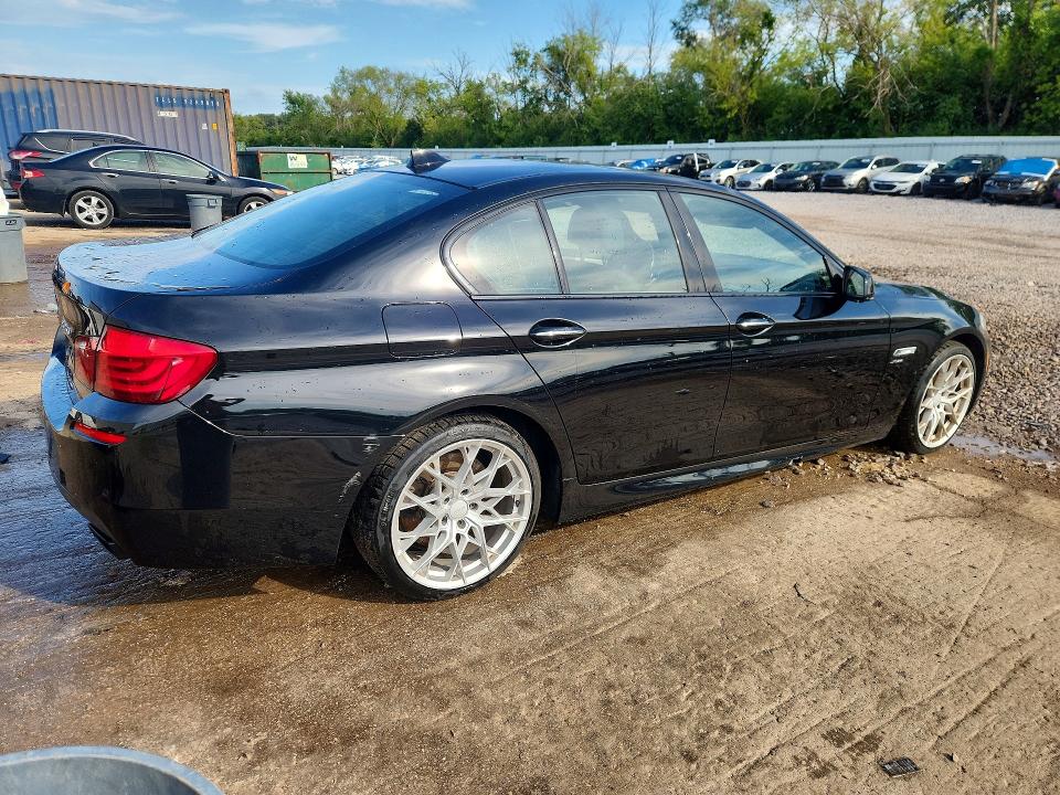 2011 Bmw 550 მანქანა იყიდება აუქციონზე, vin: WBAFU9C59BC786700, აუქციონის ნომერი: 67428286