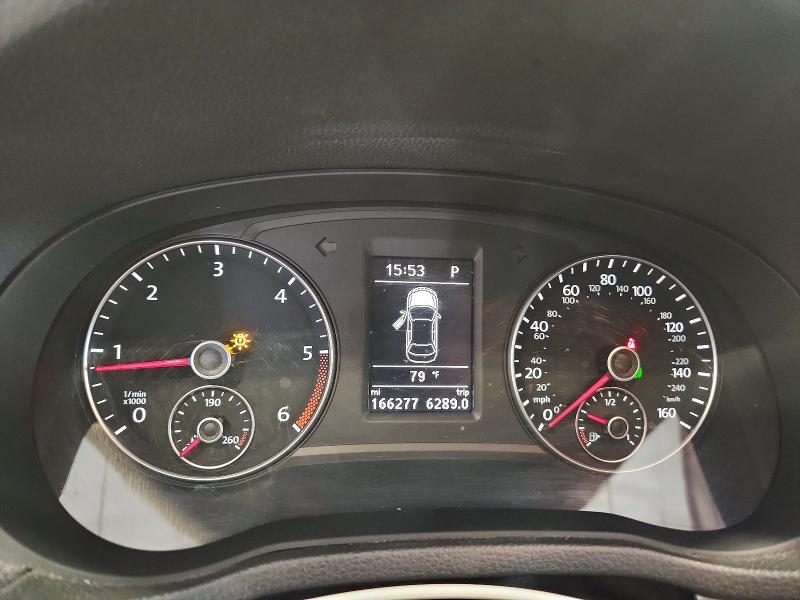 68349156 :رقم المزاد ، 1VWBV7A30FC042877 vin ، 2015 Volkswagen Passat مزاد بيع