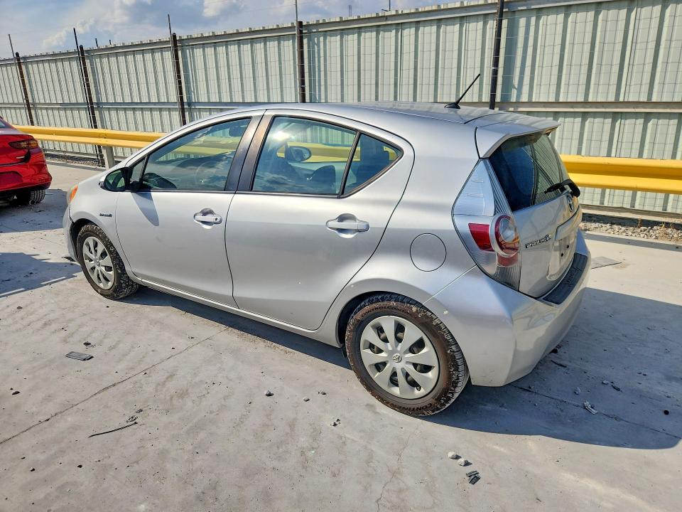 Продаж на аукціоні авто 2013 Toyota Prius C, vin: JTDKDTB33D1056021, номер лоту: 70025306
