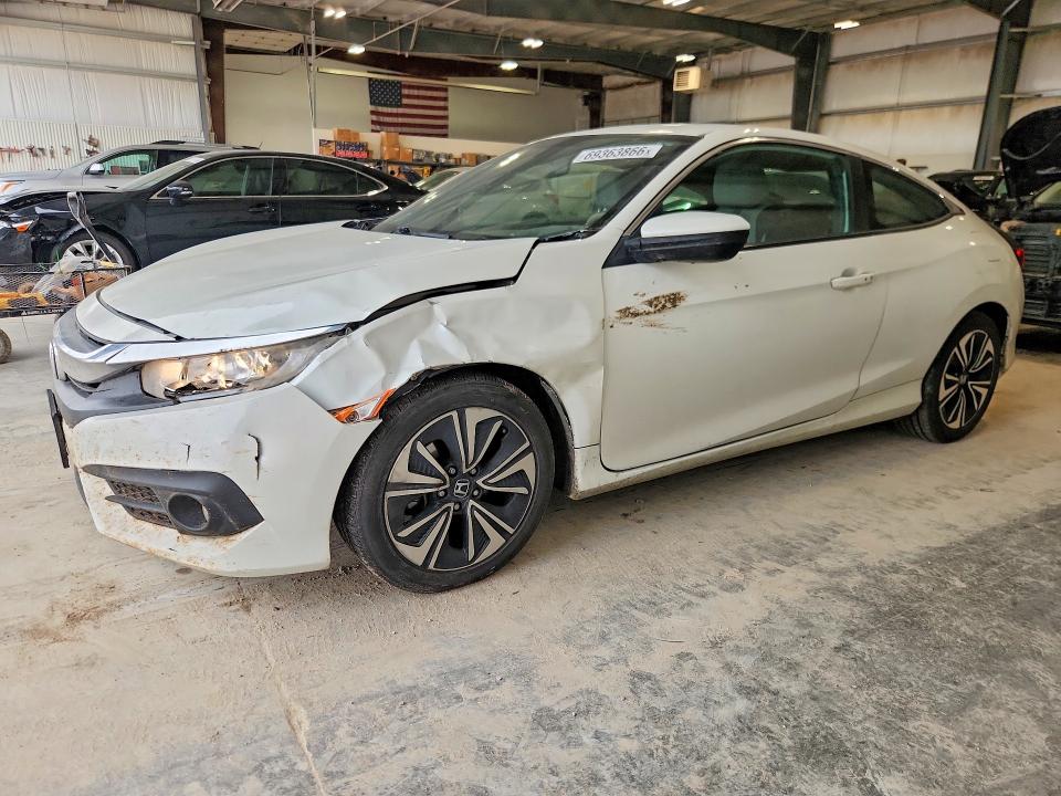 2016 Honda Civic მანქანა იყიდება აუქციონზე, vin: 2HGFC3B32GH359321, აუქციონის ნომერი: 69363866