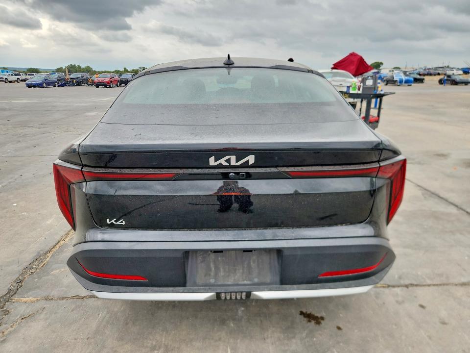 2025 Kia K4 მანქანა იყიდება აუქციონზე, vin: 3KPFT4DE5SE035710, აუქციონის ნომერი: 67859016