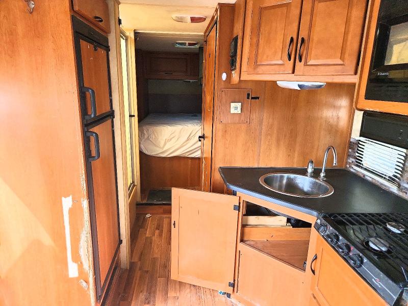 70479816 :رقم المزاد ، 1FDXE4FS1CDA40984 vin ، 2013 Ford Majestic مزاد بيع