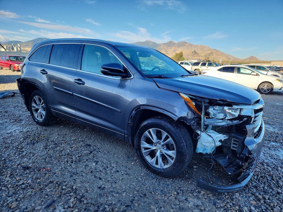 67266226 :رقم المزاد ، 5TDJKRFH6FS194099 vin ، 2015 Toyota Highlander مزاد بيع