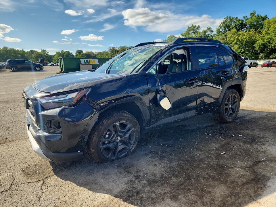 Продажа на аукционе авто 2024 Toyota Rav4, vin: 2T3J1RFV0RW472121, номер лота: 68738576