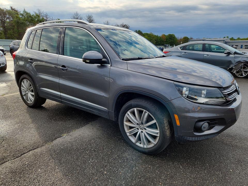 Aukcja sprzedaży 2014 Volkswagen Tiguan, vin: WVGBV3AXXEW548336, numer aukcji: 68810326