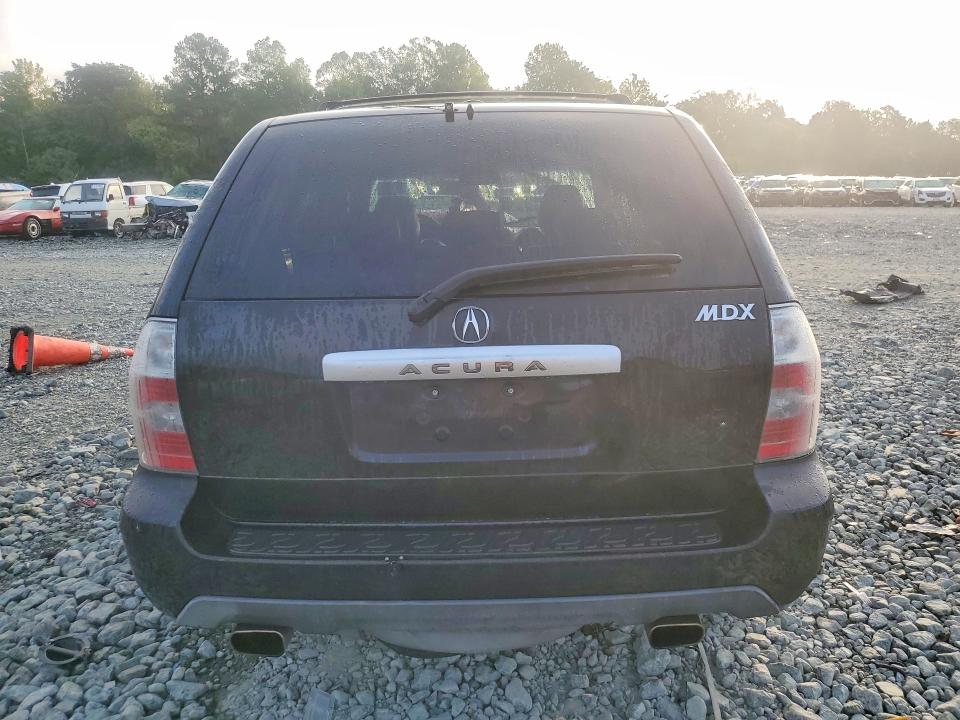 Auction sale of the 2005 Acura Mdx, vin: 2HNYD18625H558869, lot number: 70038956