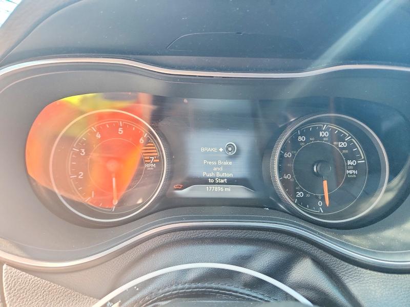 Продаж на аукціоні авто 2019 Jeep Cherokee, vin: 1C4PJLDB4KD380934, номер лоту: 67180996