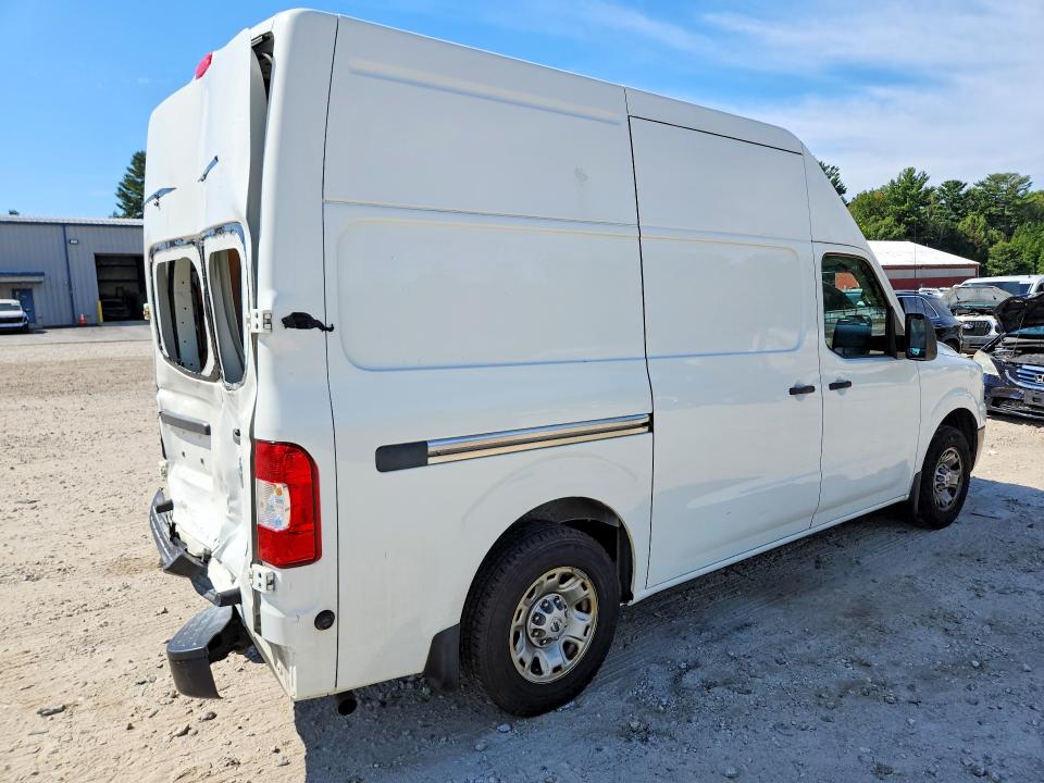 68574196 :رقم المزاد ، 1N6BF0LYXHN809980 vin ، 2017 Nissan Nv مزاد بيع