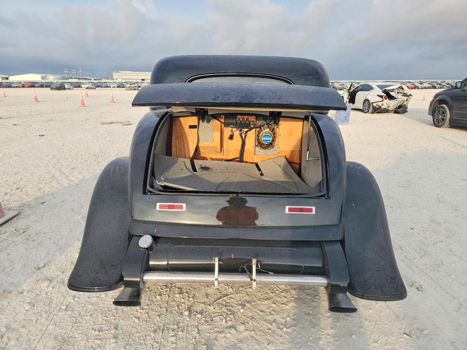 70646326 :رقم المزاد ، 181636799 vin ، 1932 Ford 2 Door Coupe مزاد بيع