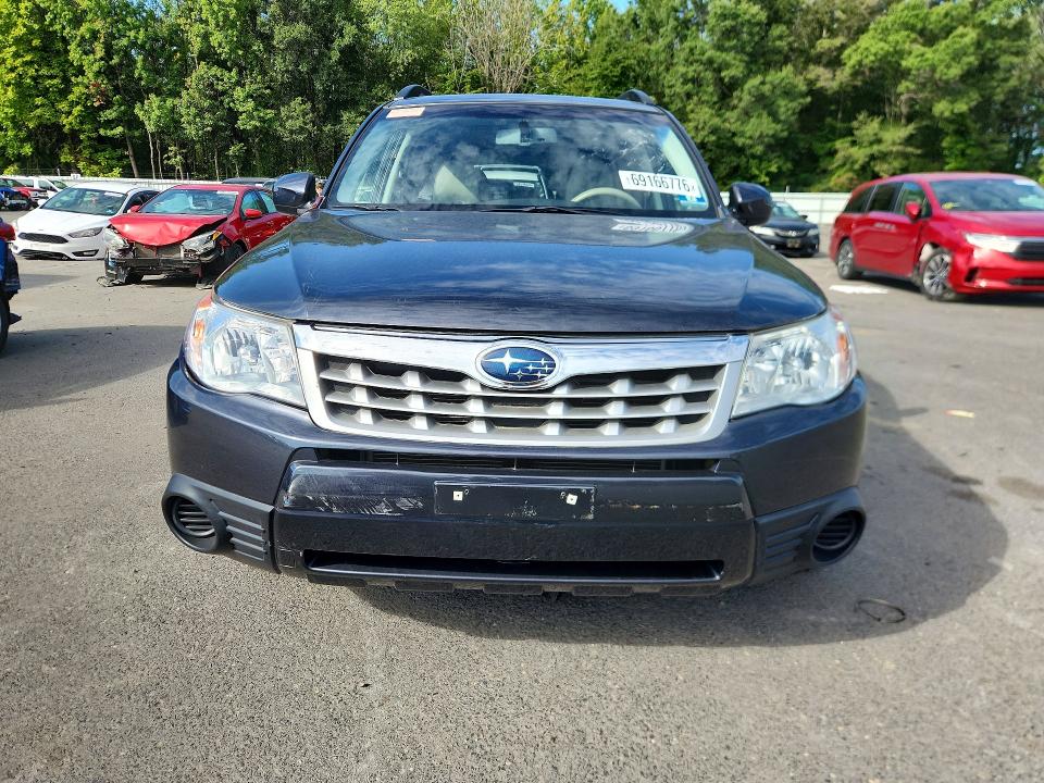 69166776 :رقم المزاد ، JF2SHADC8CH455861 vin ، 2012 Subaru Forester مزاد بيع
