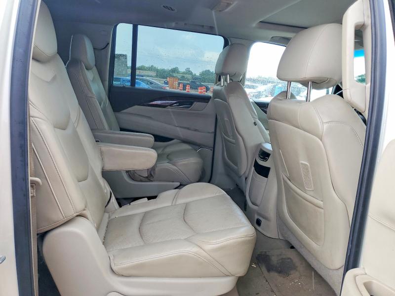 2015 Cadillac Escalade მანქანა იყიდება აუქციონზე, vin: 1GYS3SKJ8FR630929, აუქციონის ნომერი: 68129306