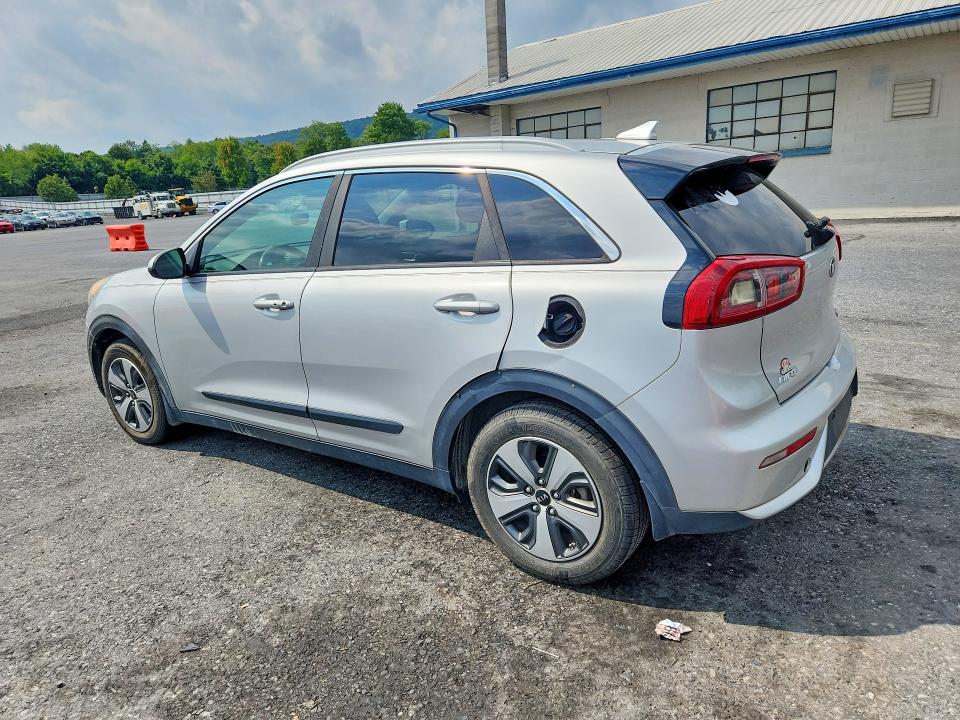 67531616 :رقم المزاد ، KNDCB3LC3J5112519 vin ، 2018 Kia Niro مزاد بيع