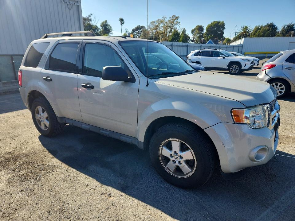 Продаж на аукціоні авто 2009 Ford Escape, vin: 1FMCU03799KA26832, номер лоту: 69907026
