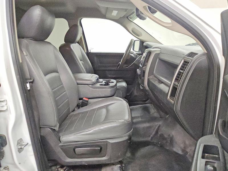 69420636 :رقم المزاد ، 1C6RR6KTXKS633482 vin ، 2019 Ram 1500 Classic مزاد بيع