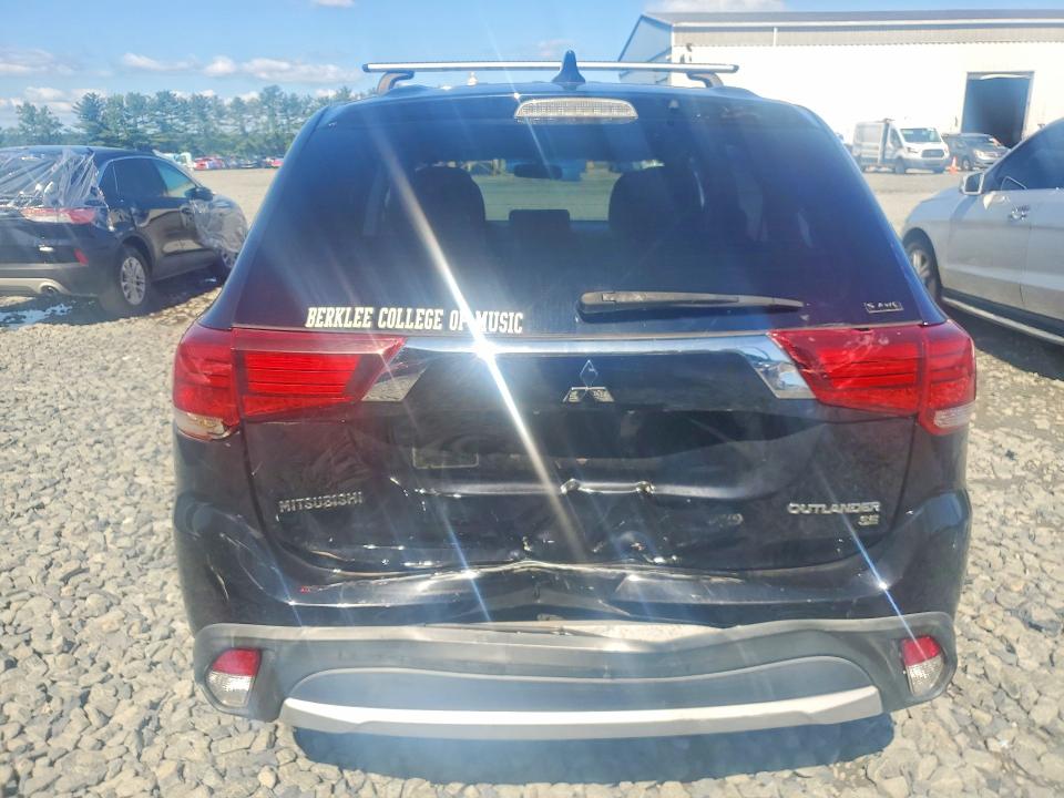 2017 Mitsubishi Outlander მანქანა იყიდება აუქციონზე, vin: JA4AZ3A32HZ020806, აუქციონის ნომერი: 67797626