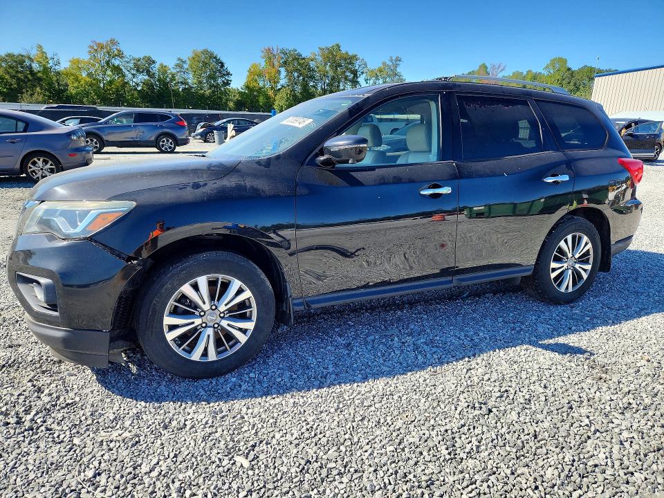 Продажа на аукционе авто 2018 Nissan Pathfinder, vin: 5N1DR2MM4JC613685, номер лота: 70769746