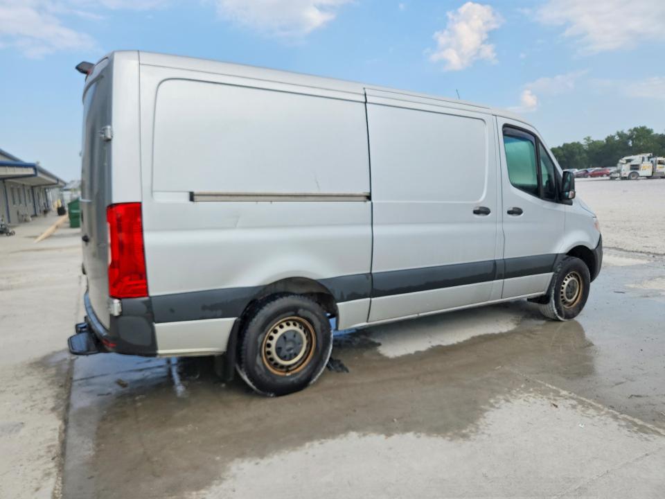 66611136 :رقم المزاد ، W1Y40BHY8LT025105 vin ، 2020 Mercedes-benz Sprinter مزاد بيع