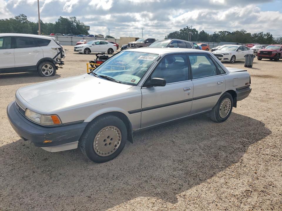 1989 Toyota Camry მანქანა იყიდება აუქციონზე, vin: 4T1SV21E6KU109005, აუქციონის ნომერი: 69853166