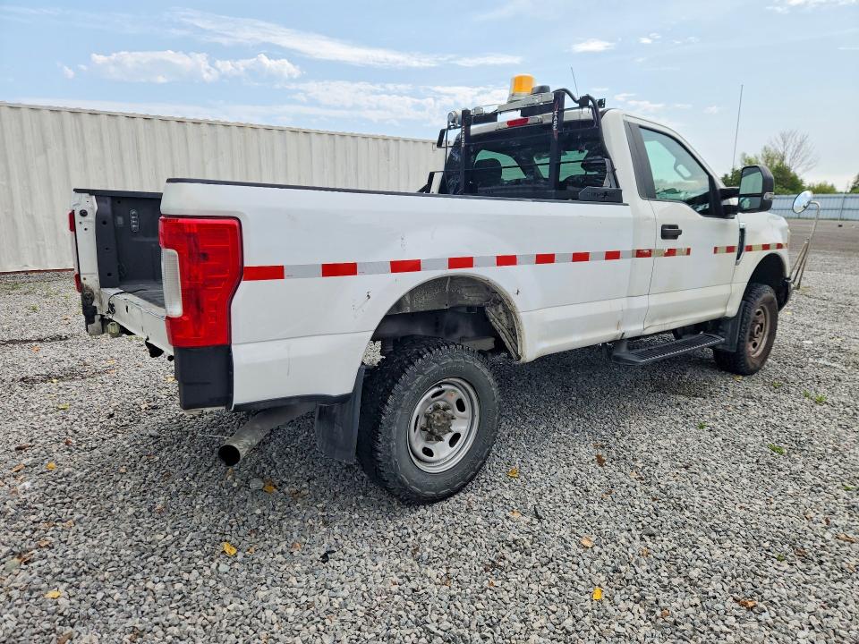 Auction sale of the 2017 Ford F250, vin: 1FTBF2B6XHED37116, lot number: 62805446