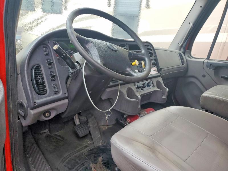 69573006 :رقم المزاد ، 1FVACXFCXKHKH5157 vin ، 2019 Freightliner M2 مزاد بيع