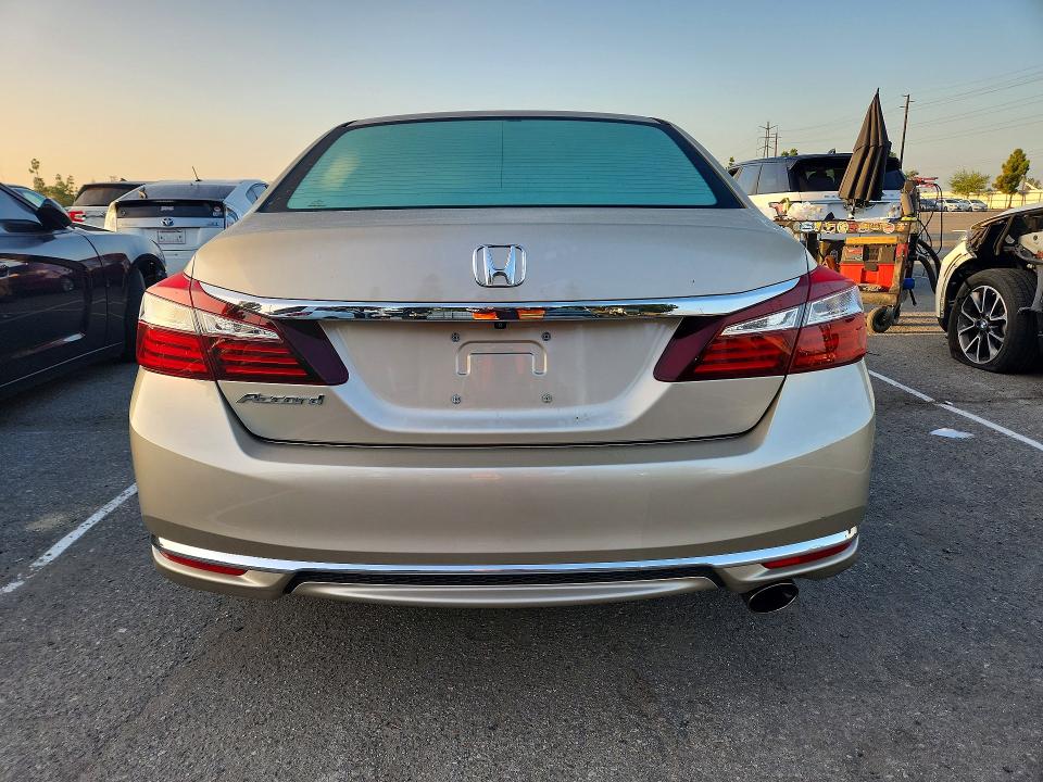 Aukcja sprzedaży 2017 Honda Accord, vin: 1HGCR2F33HA086590, numer aukcji: 69439336