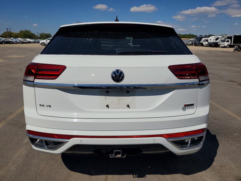 67660756 :رقم المزاد ، 1V2RE2CA9MC206543 vin ، 2021 Volkswagen Atlas Cross Sport مزاد بيع
