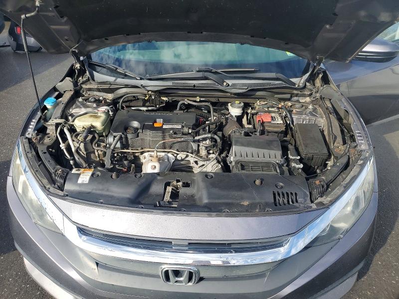 67596726 :رقم المزاد ، 19XFC2F73HE219345 vin ، 2017 Honda Civic مزاد بيع