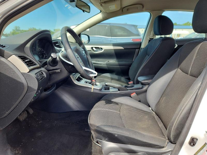 2015 Nissan Sentra მანქანა იყიდება აუქციონზე, vin: 3N1AB7AP5FY261211, აუქციონის ნომერი: 70442716