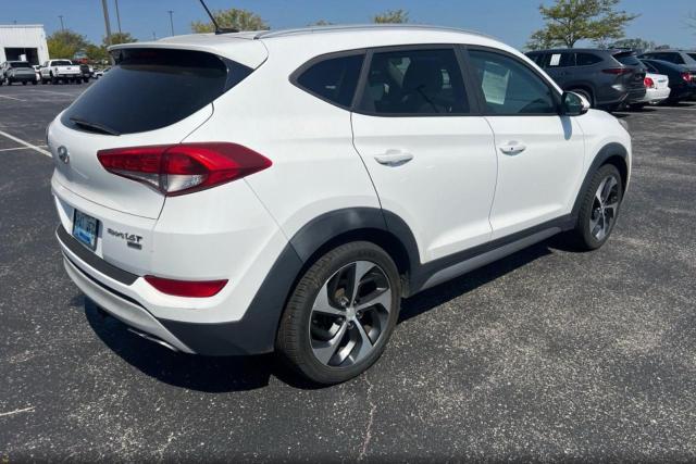 Продажа на аукционе авто 2017 Hyundai Tucson, vin: KM8J3CA2XHU275940, номер лота: 69829776