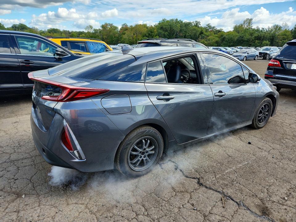 Aukcja sprzedaży 2019 Toyota Prius Prime, vin: JTDKARFP2K3117157, numer aukcji: 68565526