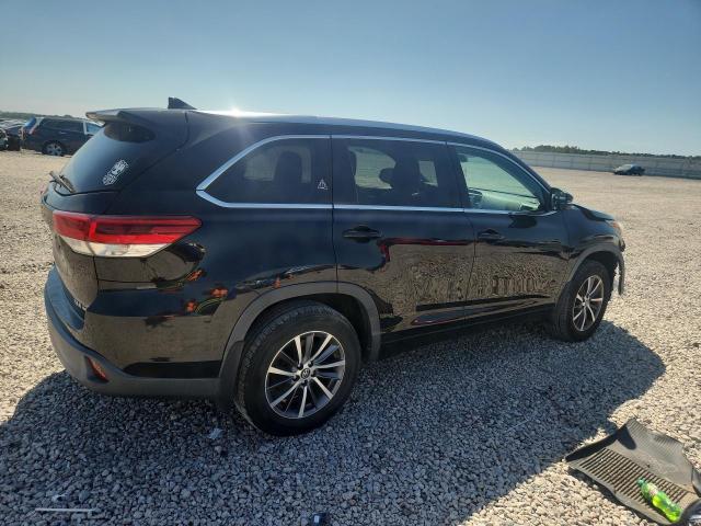 Продаж на аукціоні авто 2017 Toyota Highlander, vin: 5TDJZRFH1HS441172, номер лоту: 69430896