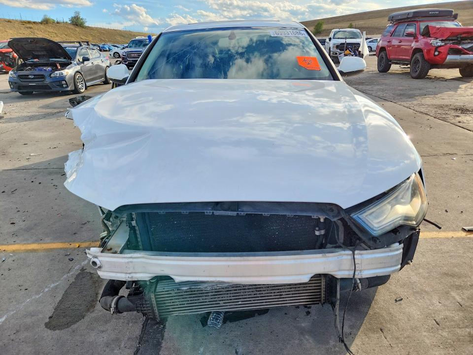 69931686 :رقم المزاد ، WAUGFAFC9EN060208 vin ، 2014 Audi A6 مزاد بيع