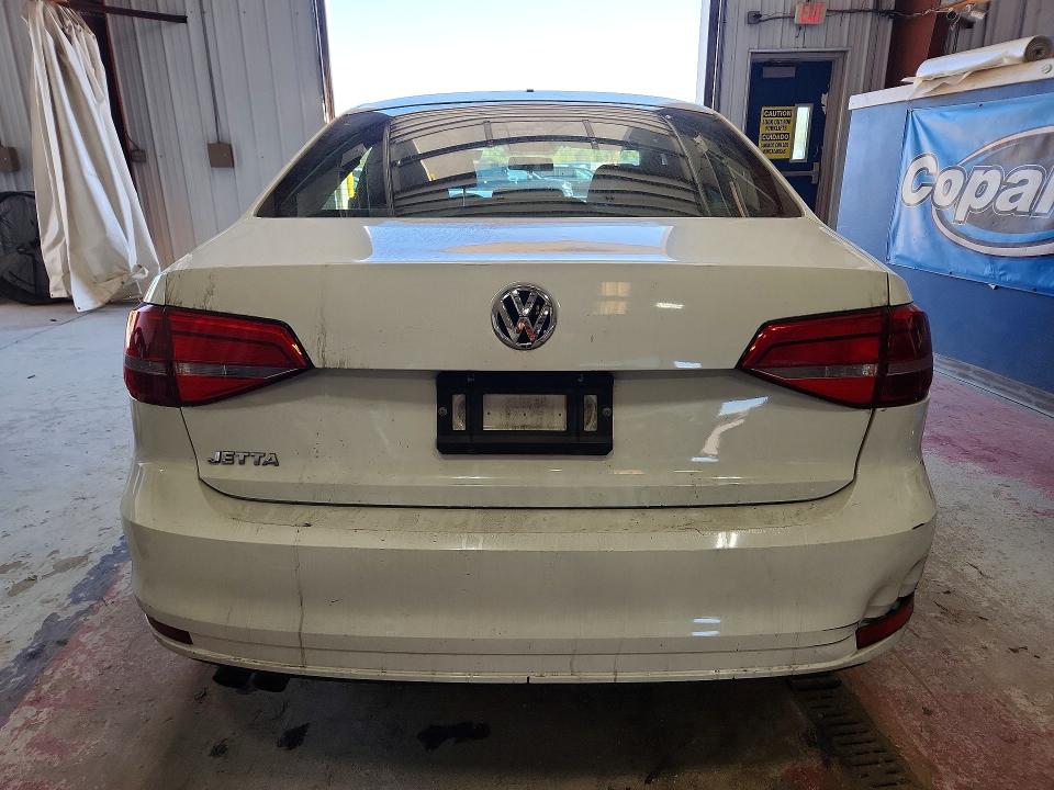 Продажа на аукционе авто 2015 Volkswagen Jetta, vin: 3VW1K7AJ9FM421247, номер лота: 69485716