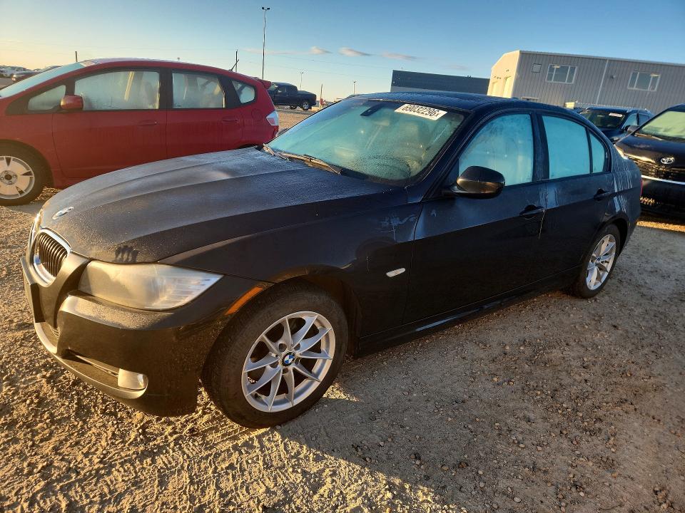 69032296 :رقم المزاد ، WBAPG7C5XBA795420 vin ، 2011 Bmw 323 مزاد بيع