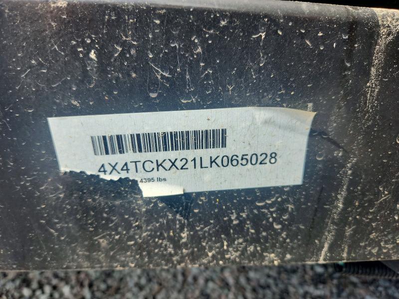 64974806 :رقم المزاد ، 4X4TCKX21LK065028 vin ، 2020 Foresriver Grey Wolf مزاد بيع
