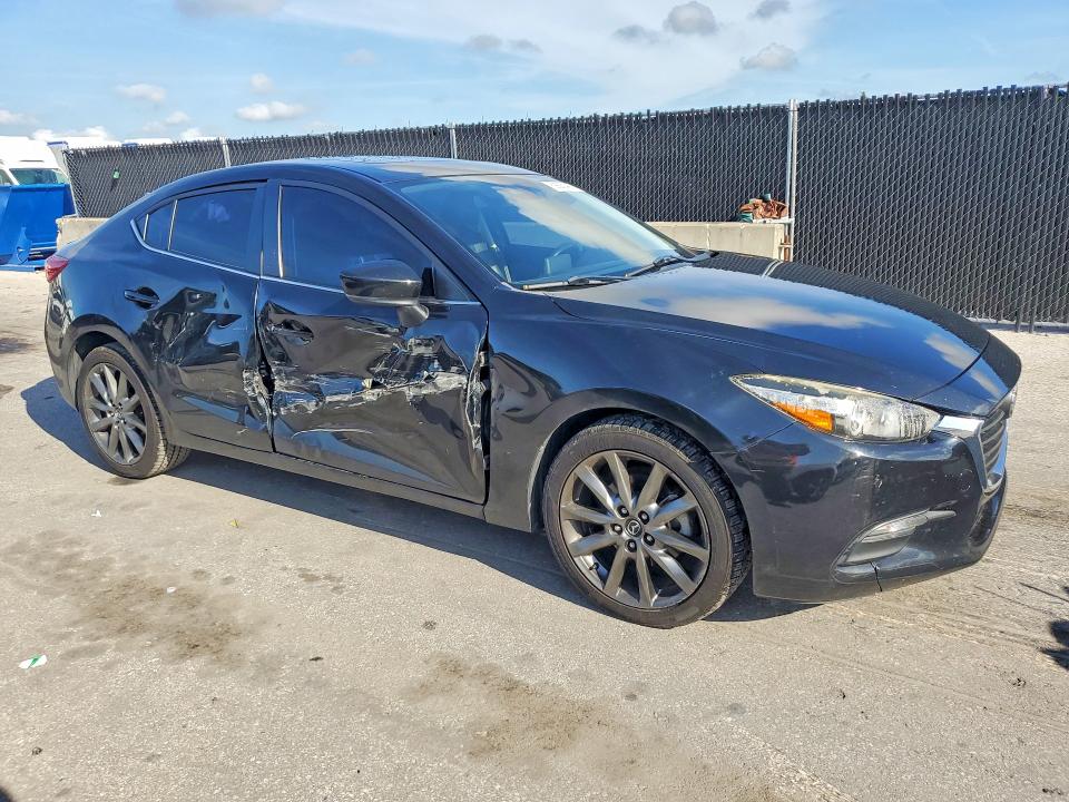 Продаж на аукціоні авто 2018 Mazda 3, vin: 3MZBN1V32JM266151, номер лоту: 69080486