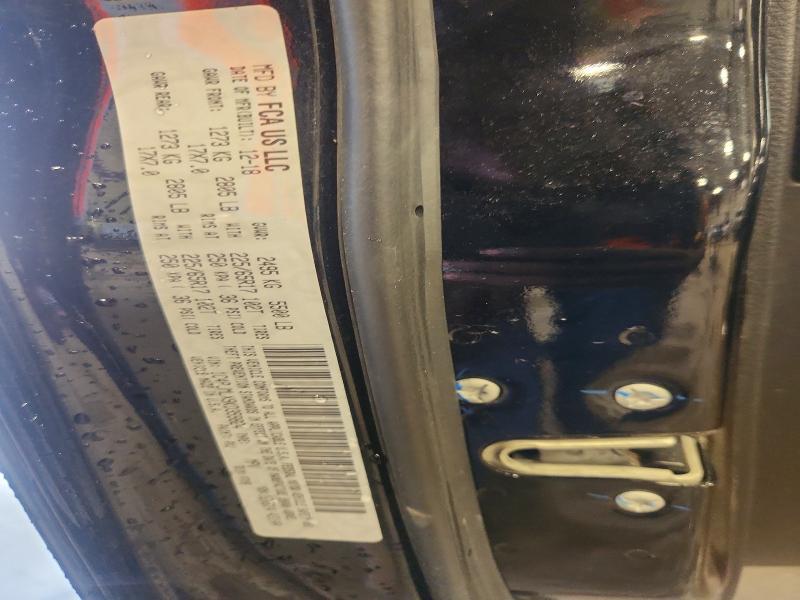67129026 :رقم المزاد ، 1C4PJMLX9KD359824 vin ، 2019 Jeep Cherokee مزاد بيع