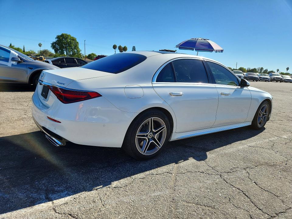 67522916 :رقم المزاد ، W1K6G6DB7NA066654 vin ، 2022 Mercedes-benz S مزاد بيع