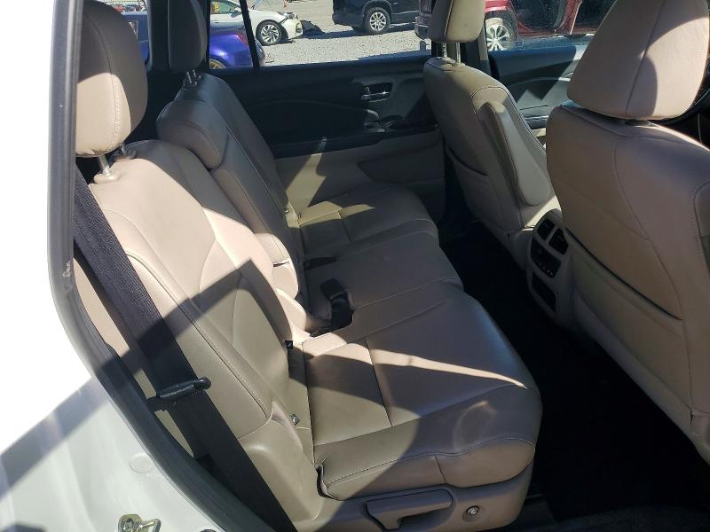 71111596 :رقم المزاد ، 5FNYF5H54HB011918 vin ، 2017 Honda Pilot مزاد بيع