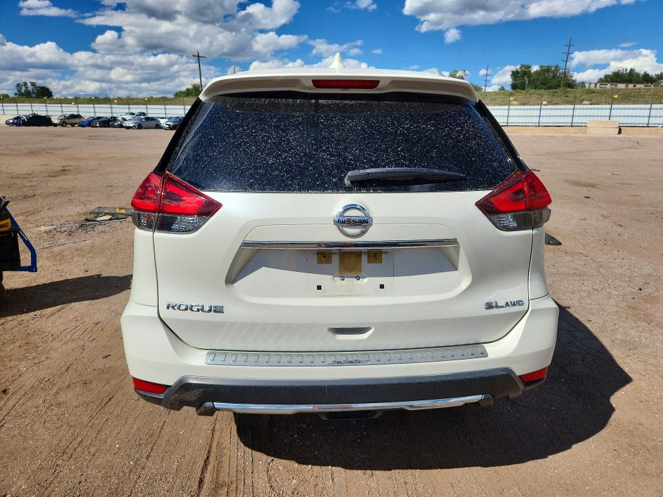 Продажа на аукционе авто 2018 Nissan Rogue, vin: JN8AT2MV9JW317999, номер лота: 67304126
