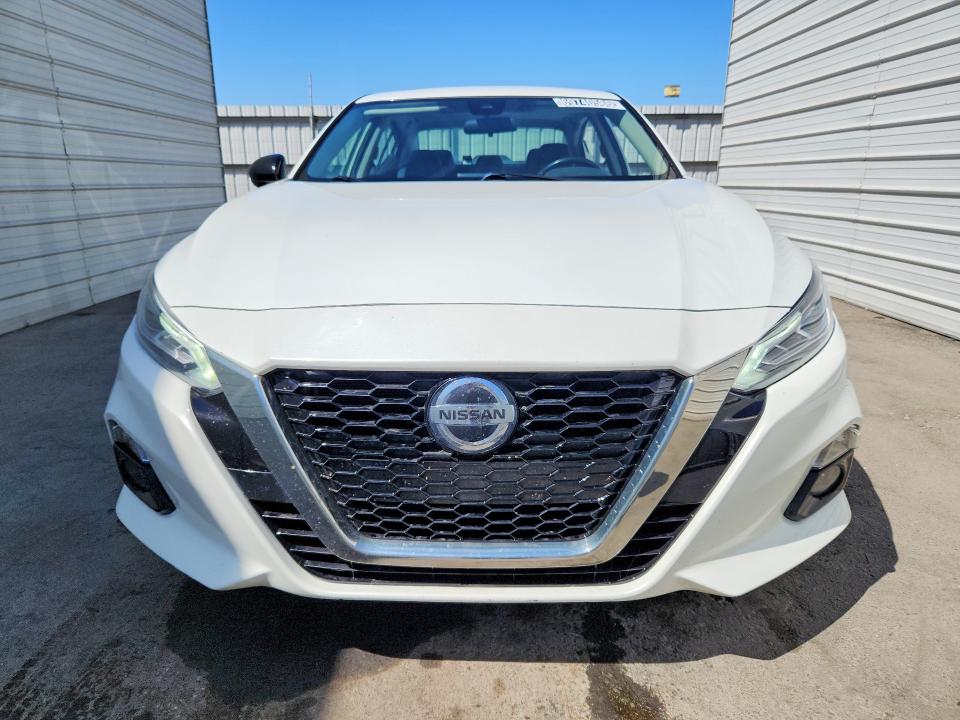 2022 Nissan Altima მანქანა იყიდება აუქციონზე, vin: 1N4BL4CV6NN381447, აუქციონის ნომერი: 69740586